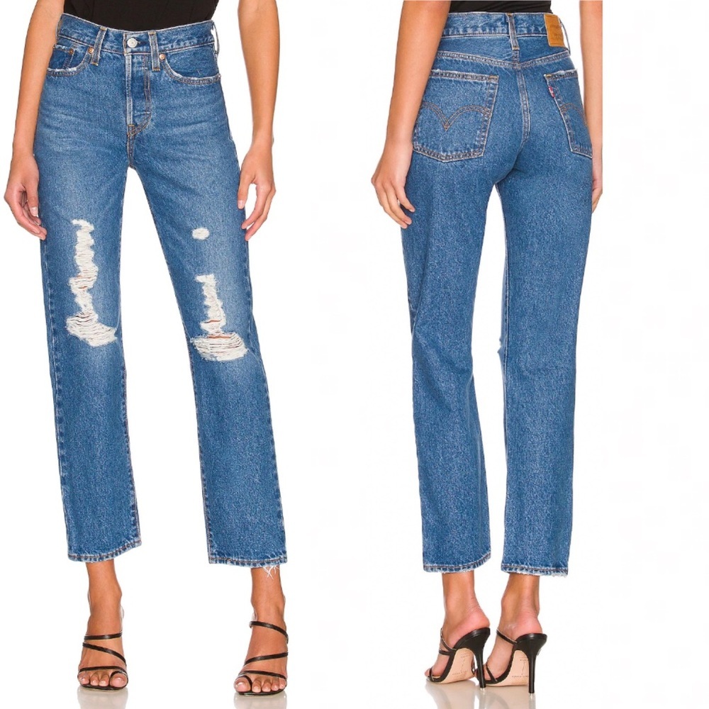Levis Wedgie Straight Jean Blue Denim Size 25 x 28 Distressed Revolve Button Fly